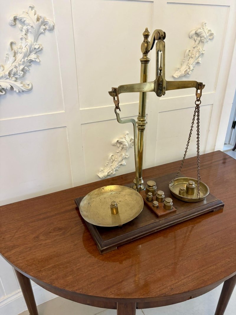 Antique Victorian Apothecary Balance Scales Brass Mahogany Day & Millward Complete with Weights - Image 3